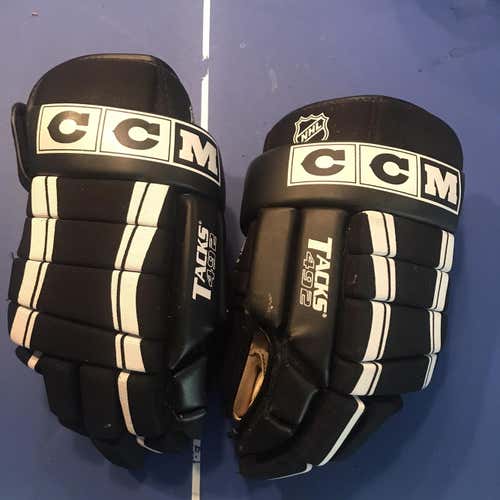 Black Used CCM Tacks 492 15" Gloves