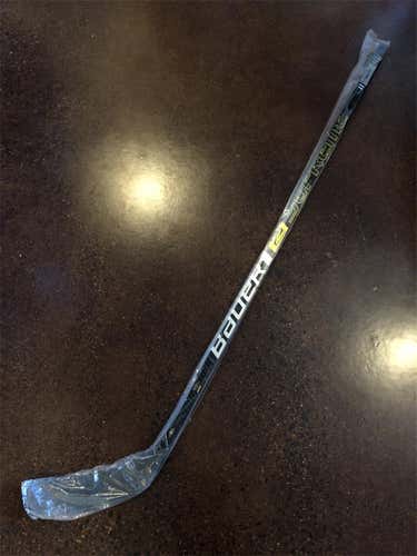 New - 2S Pro - RH Pro Stock - P92M 77 Flex - Grip