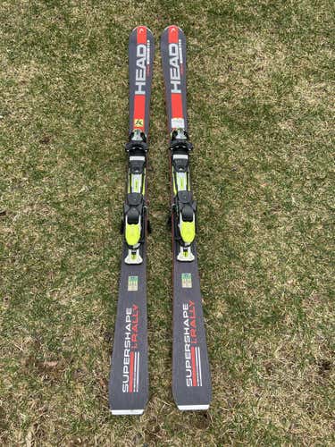 Used 2016 HEAD RALLY SKIS WITH Din 12 BINDINGS
