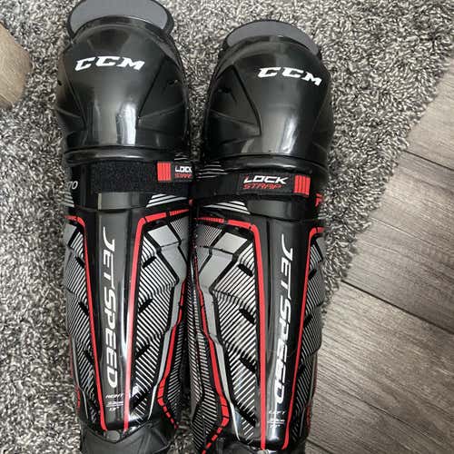 New CCM JetSpeed FT370 Shin Pads