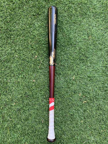 Used  Wood Viper (-8) 22 oz 30" Bat