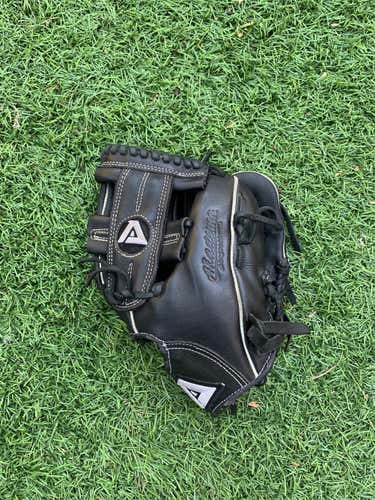 Black Used Infield 11" Baseball Glove