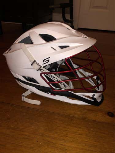 White Used Player Cascade S Helmet