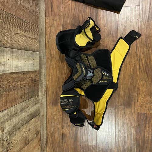 Bauer Supreme TotalOne MX3 Shoulder Pads