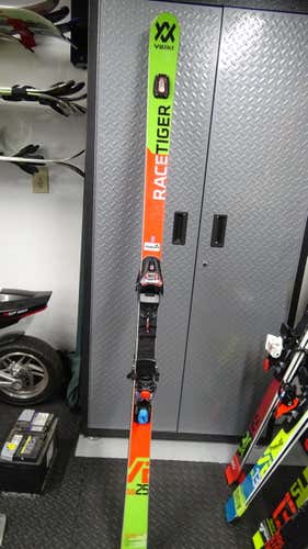 Lightly Used Volkl Racing Racetiger GS Skis With Bindings Max Din 16