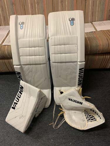 Used 34" Vaughn Regular Ve8 Pro Carbon Goalie Full Set