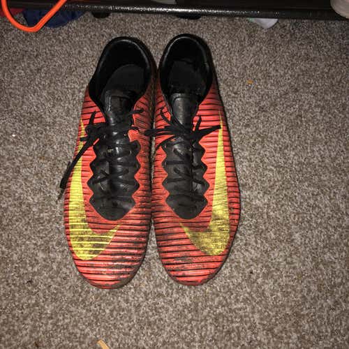 Red Unisex Molded Cleats Nike Mercurial Vapor 11 Cleats