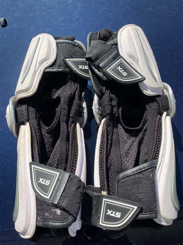 Used Medium/Large STX Assault Arm Pads