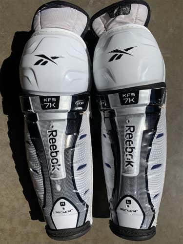 Used Reebok 7K Shin Pads