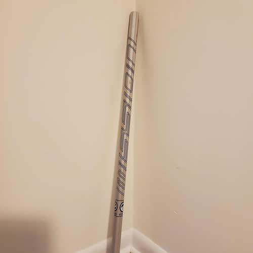 Maverik Mission Shaft - Silver/Blue