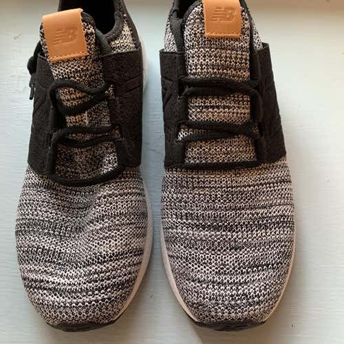 Gray Unisex 9.5 (Women's 10.5) New Balance Shoes