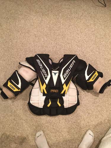 Used Medium Bauer Goalie Chest Protector