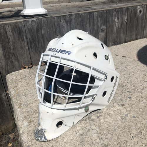 White Used Bauer NME 8 Goalie Mask