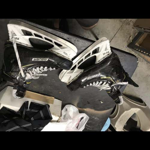 Used Bauer Supreme 2S Pro D&R (Regular)  Size 9.5 Hockey Skates