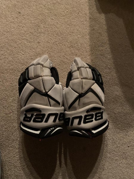 White Used Bauer Vapor 1X 12" Gloves