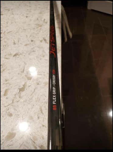 CCM Jetspeed 85 Flex P29 Right Hand