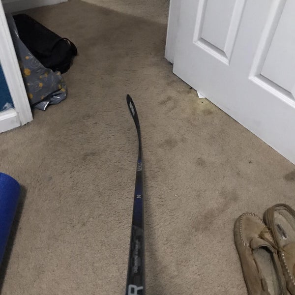 Used Right Handed Nexus 1N Hockey Stick