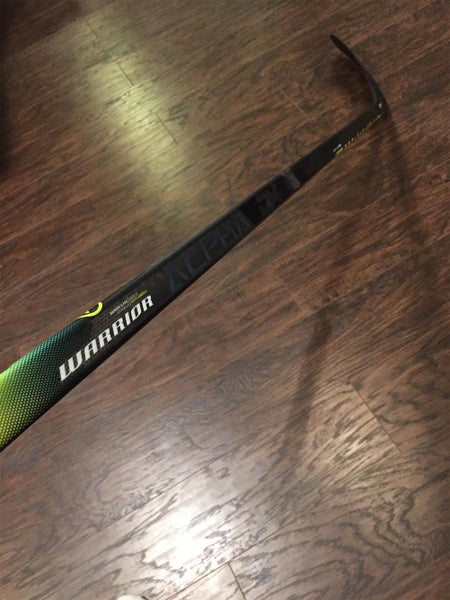 New Right Handed Alpha DX Pro Stock 75 Flex Hockey Stick
