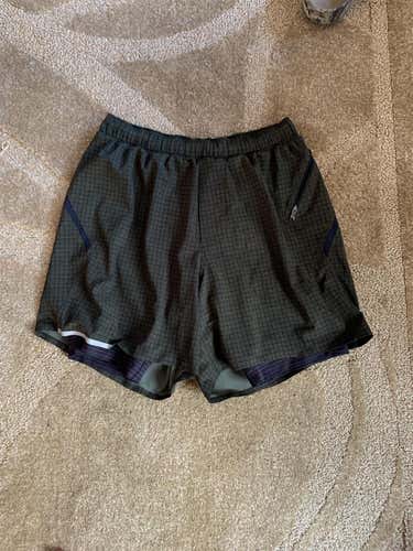 Green Men's Medium Lululemon Shorts