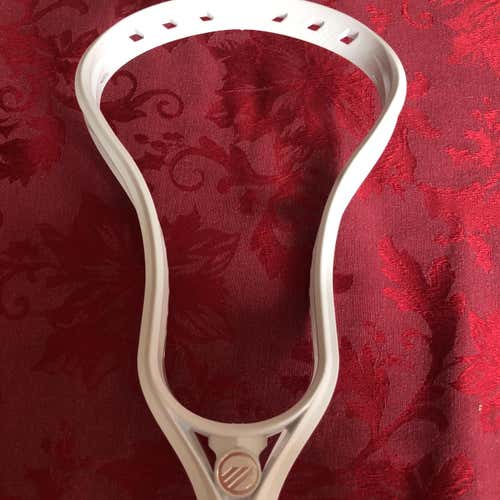 New Attack & Midfield Unstrung Maverik Tactik Head
