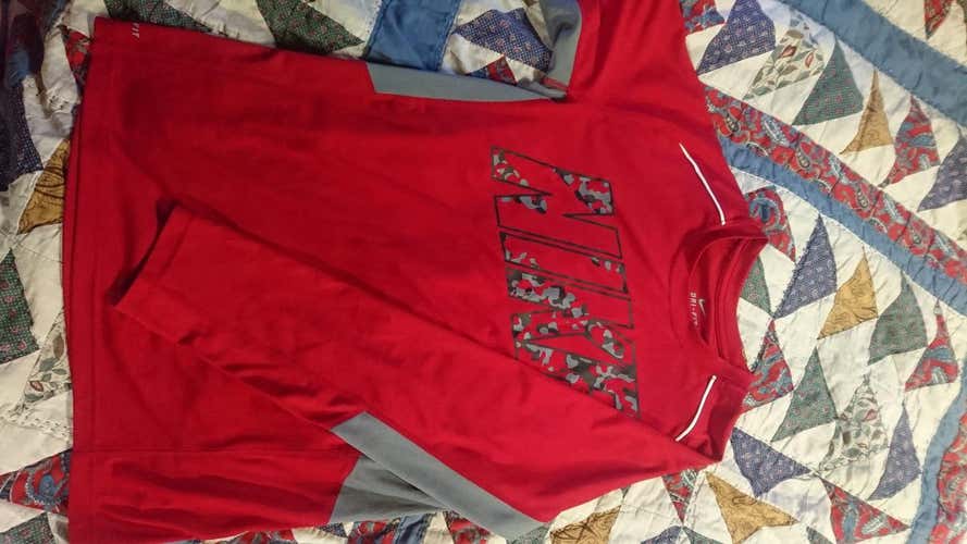 Red Dry-fit Youth XL Nike Shirt