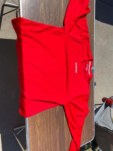 Red Adult XL CCM Jersey