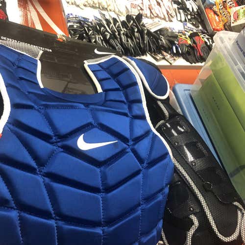 New Nike Chest Protector Size 17 /XL