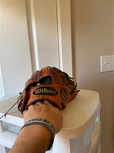 Brown Used Infield A2K 11.5" Baseball Glove