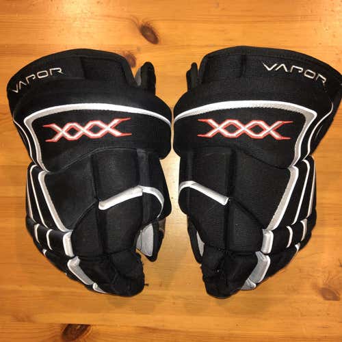 Black Used Bauer Vapor XXX 14"  Gloves