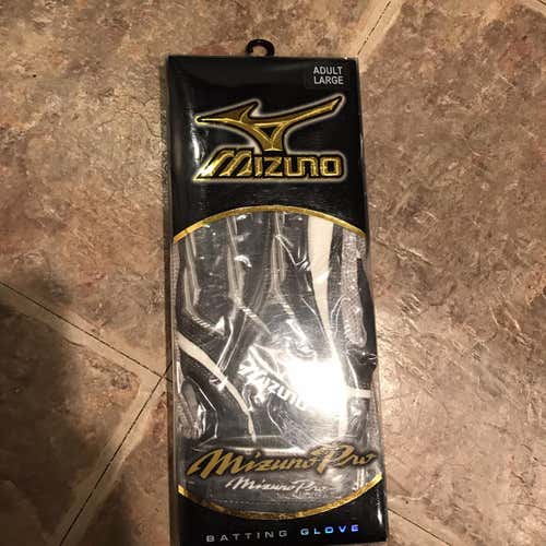 New Large Mizuno Batting Gloves