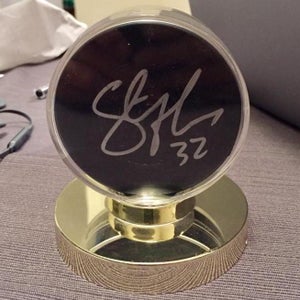 AUTOGRAPHED: Steve Thomas Puck (Comes with FREE Puck Display Case)