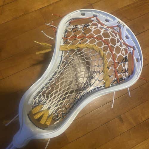New Stallion Omega - Strung To The Inside