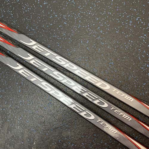 New 3 Pack Right 85 Flex (5 Curves Available) CCM Jetspeed Ft2 Team Pro Stock Stick