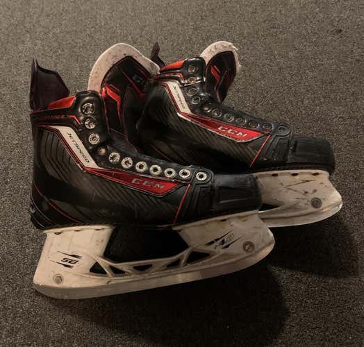 Used CCM JetSpeed Control D&R (Regular) Size 8 Hockey Skates