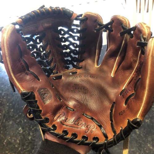 Used Right Handed Heart of the Hide 11.5" Baseball Glove