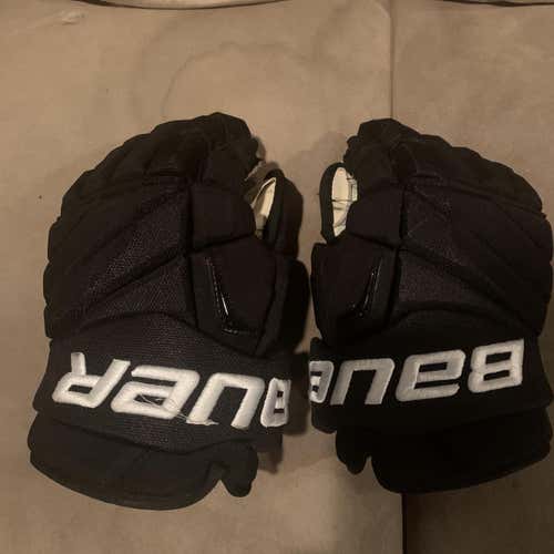 Black Used Bauer Vapor APX2 Pro 14" Pro Stock Gloves
