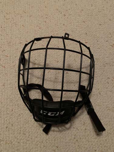 Used Large CCM FM580 Shield