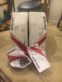 Large (35+1) Bauer 2S Pro set Red/Navy Sale/Trade