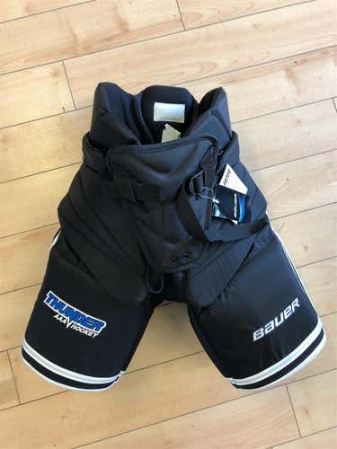 New Bauer Pro Stock Goalie Pants - Intermediate Large (NP021B)