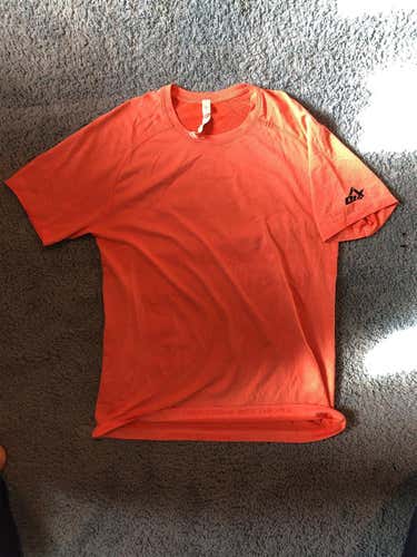 Harvard Hockey x O2X Lulu Lemon Pink Men's Large Workout Shirt