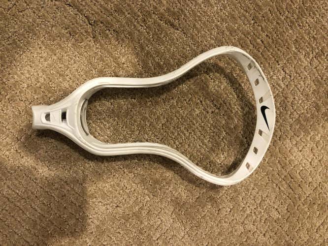 White Nike Lakota U Lacrosse Head