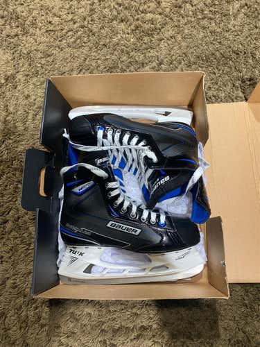 New Bauer Nexus N2700   Size 8 Hockey Skates