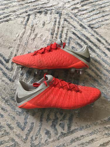 Nike Hypervenom Phantom III SG PRO ISSUE Cleats