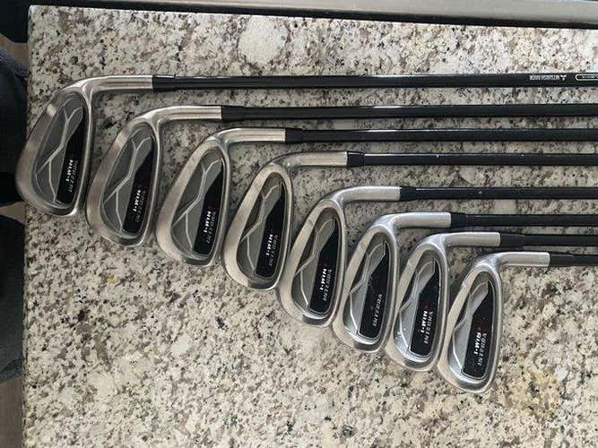 Used Men's Right Handed Demo Set Of Single Length Iron's, Senior Flex Graphite Shaft