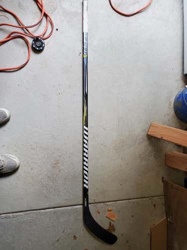Used Senior Warrior Right Handed Alpha QX Hockey Stick Mid