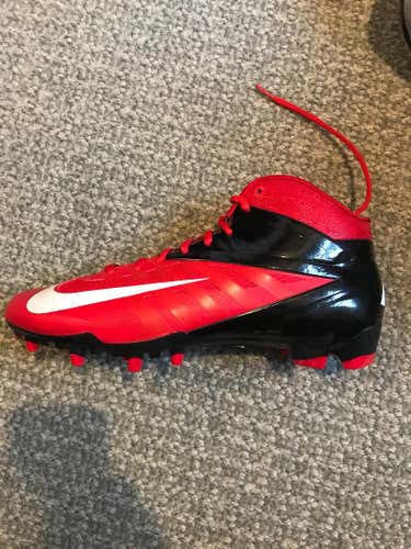 Red/Black New Adult Men's 11.5 (Women's 12.5) Molded Cleats Nike Cleats