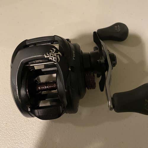 Used Diamond Fishing Reel