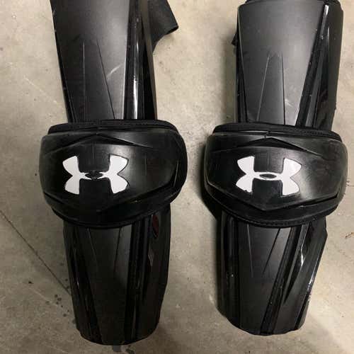 Used Extra Large Under Armour Revenant Arm Pads