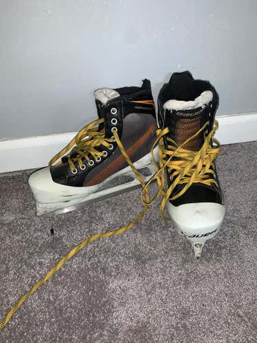 Senior Used Bauer Hockey Goalie Skates Size 9