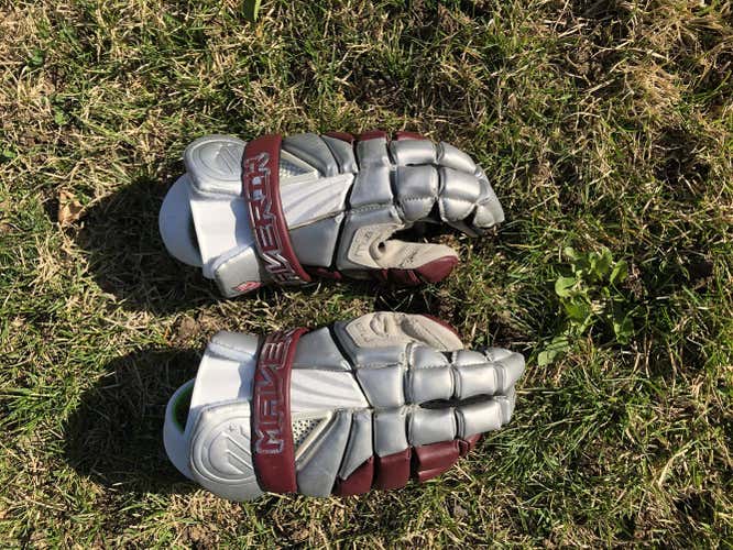 COLGATE RAIDERS TEAM ISSUED GLOVES